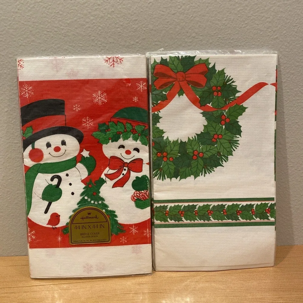Hallmark Bridge Table Cover Paper 44